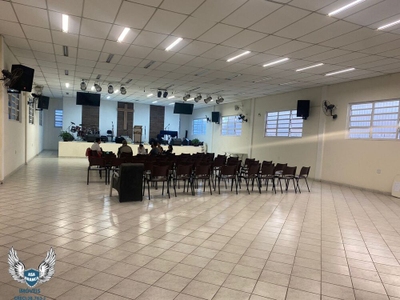 Loja-Salão, 600 m² - Foto 1