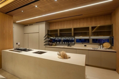 Apartamento, 3 quartos, 229 m² - Foto 1