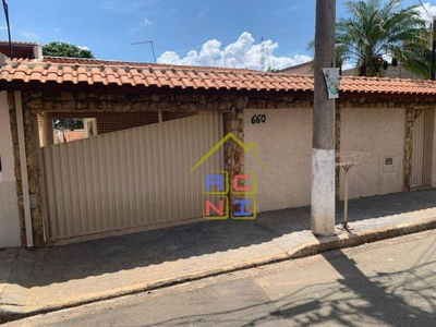 Casa, 3 quartos, 238 m² - Foto 2