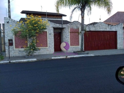 Sobrado, 4 quartos, 300 m² - Foto 1