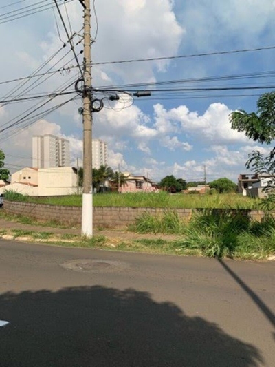 Loteamento e Condomínio - Foto 4