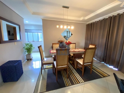 Casa, 6 quartos, 288 m² - Foto 2