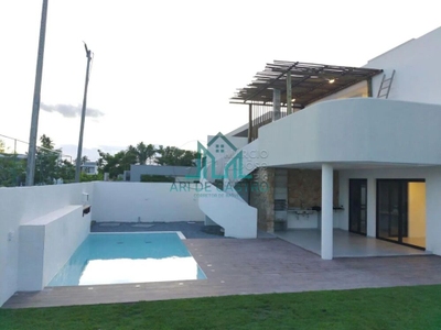 Casa, 5 quartos, 272 m² - Foto 2