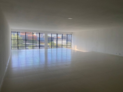 Depósito-Galpão, 598 m² - Foto 1