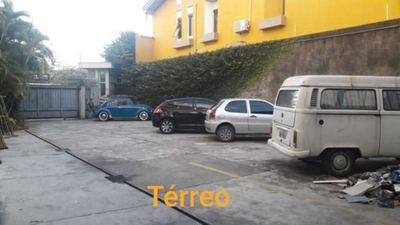 Depósito-Galpão, 1047 m² - Foto 1