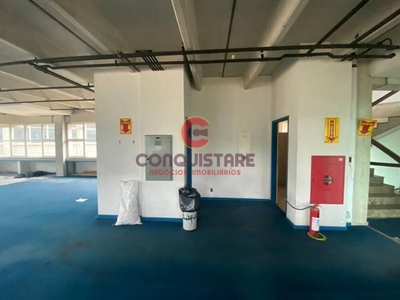 Prédio Inteiro, 1000 m² - Foto 1