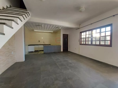 Casa, 5 quartos, 252 m² - Foto 2