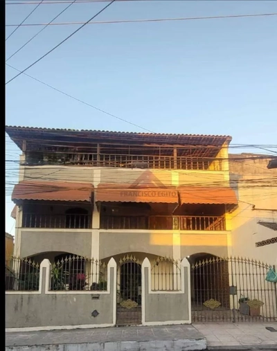 Casa, 4 quartos, 218 m² - Foto 3