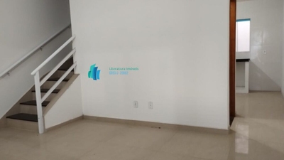 Sobrado, 3 quartos, 180 m² - Foto 1