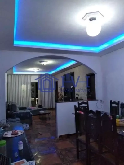 Casa, 5 quartos, 170 m² - Foto 1