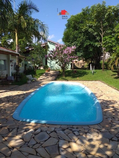 Chácara, 3 quartos, 1500 m² - Foto 1