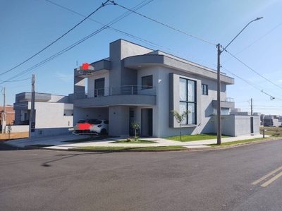 Casa, 3 quartos, 262 m² - Foto 1