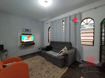 Casa, 4 quartos, 246 m² - Foto 2