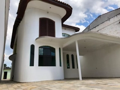 Casa, 3 quartos, 256 m² - Foto 1