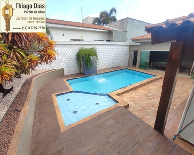 Casa, 3 quartos, 227 m² - Foto 2