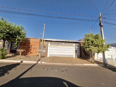 Casa, 2 quartos, 137 m² - Foto 1