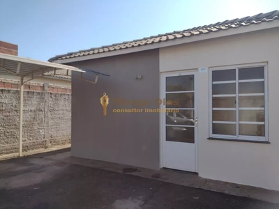 Casa, 2 quartos, 45 m² - Foto 1