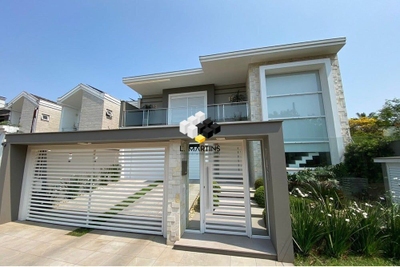 Casa, 3 quartos, 255 m² - Foto 1