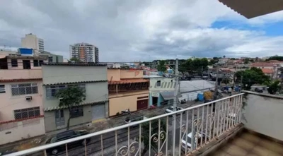 Casa, 4 quartos, 228 m² - Foto 2