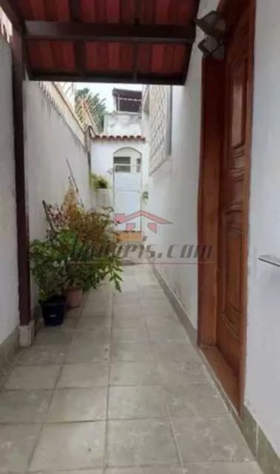 Casa, 4 quartos, 228 m² - Foto 3