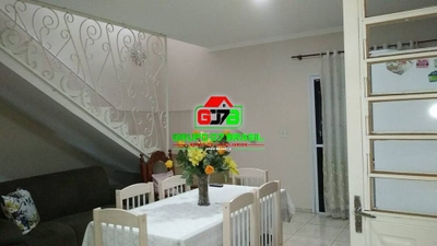 Casa, 4 quartos, 200 m² - Foto 1