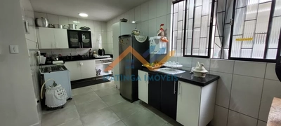 Casa, 4 quartos, 230 m² - Foto 3