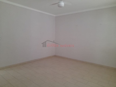 Casa, 3 quartos, 210 m² - Foto 1