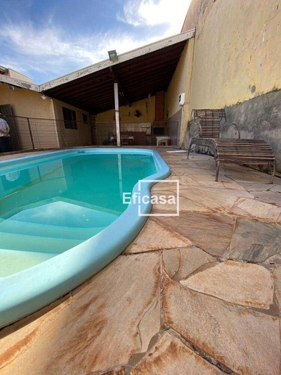 Casa, 3 quartos, 200 m² - Foto 2