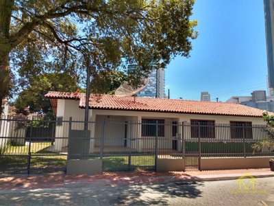 Casa, 4 quartos, 900 m² - Foto 1