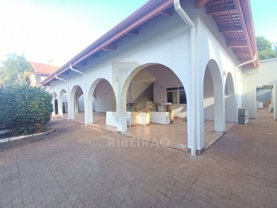 Prédio Inteiro, 900 m² - Foto 1