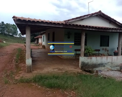 Sítio, 3 quartos, 270000 m² - Foto 1