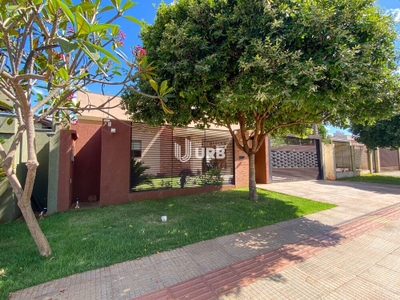 Casa, 3 quartos, 240 m² - Foto 2