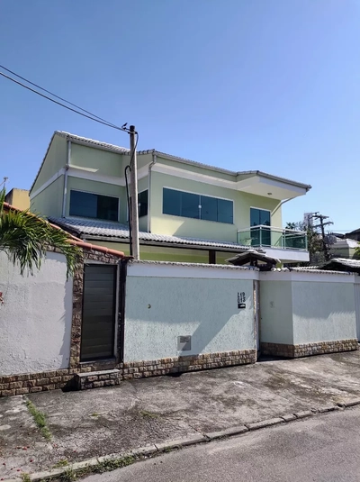 Casa, 4 quartos, 240 m² - Foto 1