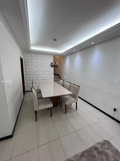 Casa, 3 quartos, 244 m² - Foto 1