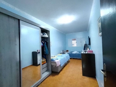 Sobrado, 2 quartos, 243 m² - Foto 1
