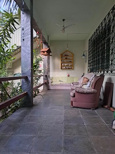 Casa, 6 quartos, 163 m² - Foto 1