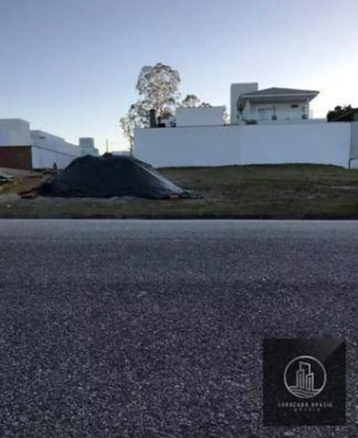 Loteamento e Condomínio, 300 m² - Foto 1