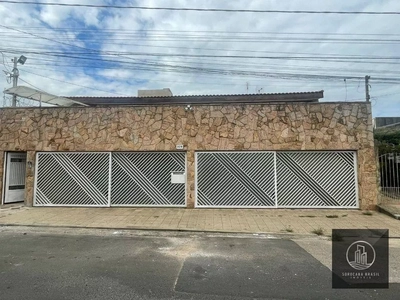 Casa, 3 quartos, 375 m² - Foto 1