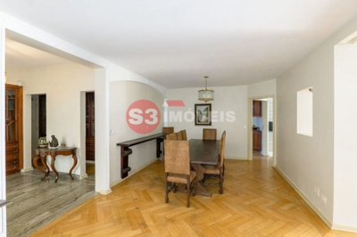 Casa, 5 quartos, 288 m² - Foto 2