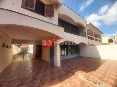 Casa, 4 quartos, 290 m² - Foto 2