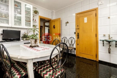 Apartamento, 3 quartos, 182 m² - Foto 2