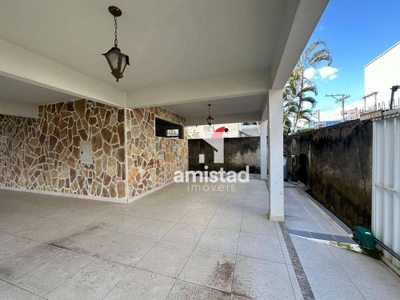 Casa, 6 quartos, 280 m² - Foto 1