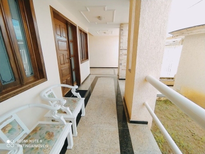 Casa, 3 quartos, 300 m² - Foto 2