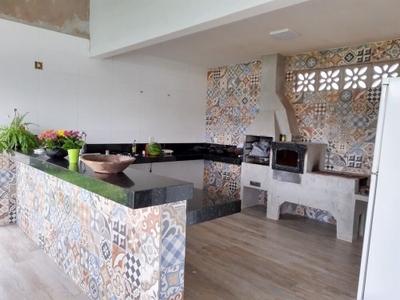 Casa, 4 quartos, 1500 m² - Foto 1