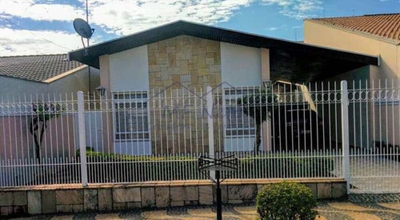 Casa, 3 quartos, 422 m² - Foto 1