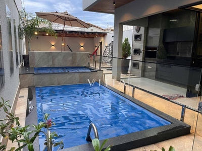 Sobrado, 3 quartos, 203 m² - Foto 1