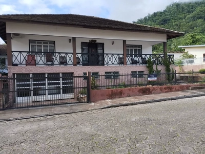 Casa, 3 quartos, 320 m² - Foto 1