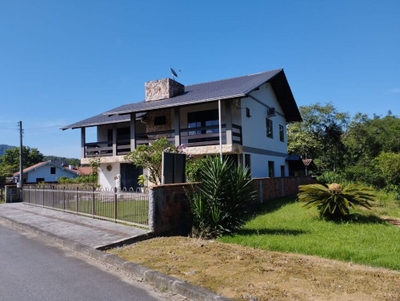 Casa, 4 quartos, 258 m² - Foto 2