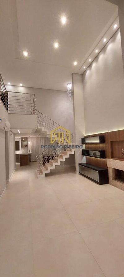 Casa, 4 quartos, 256 m² - Foto 1