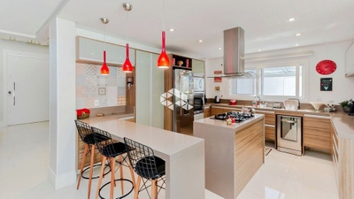 Casa, 3 quartos, 281 m² - Foto 2